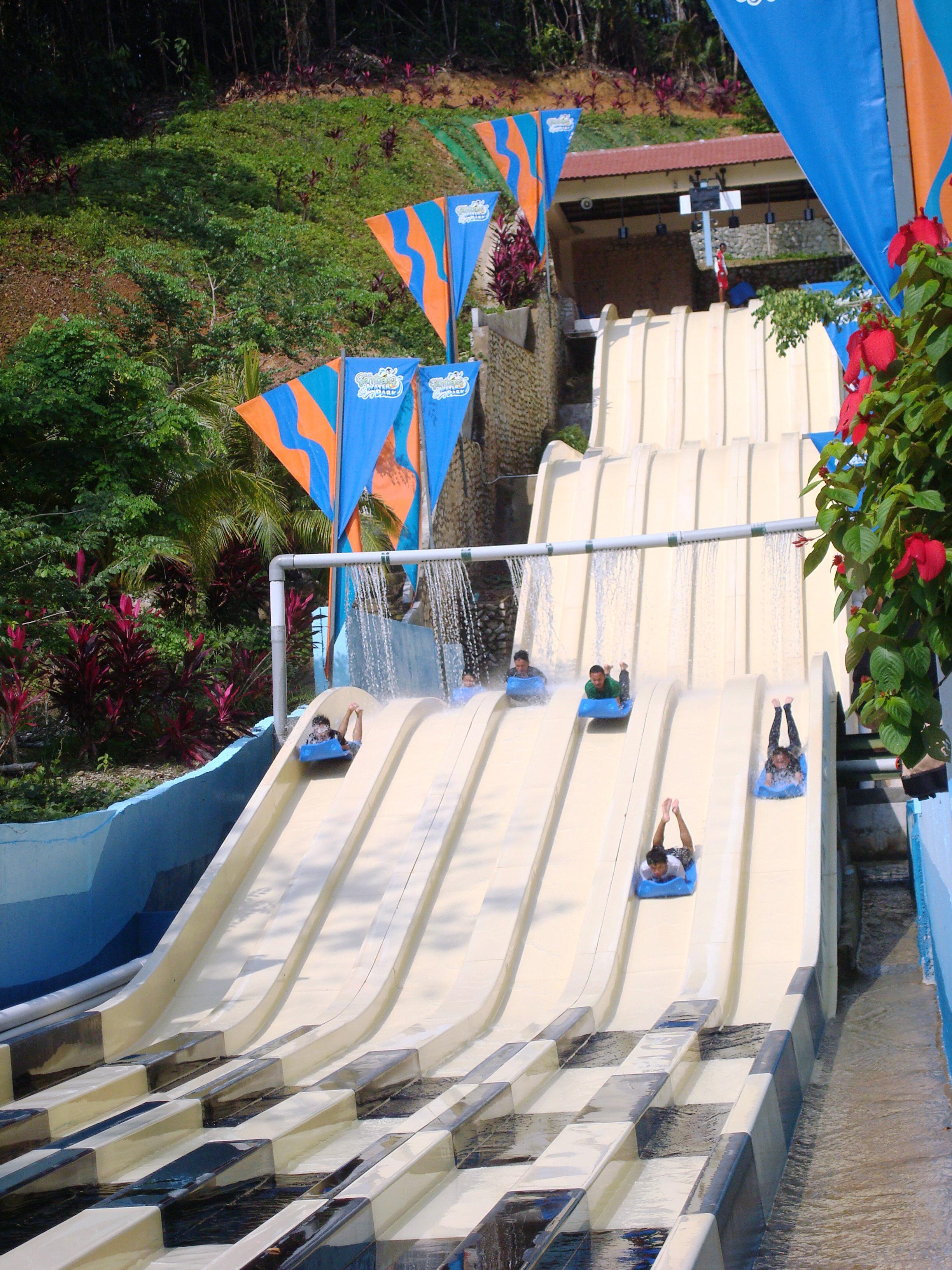 Caribbean Bay Resort @ Bukit Gambang Resort City Exterior foto