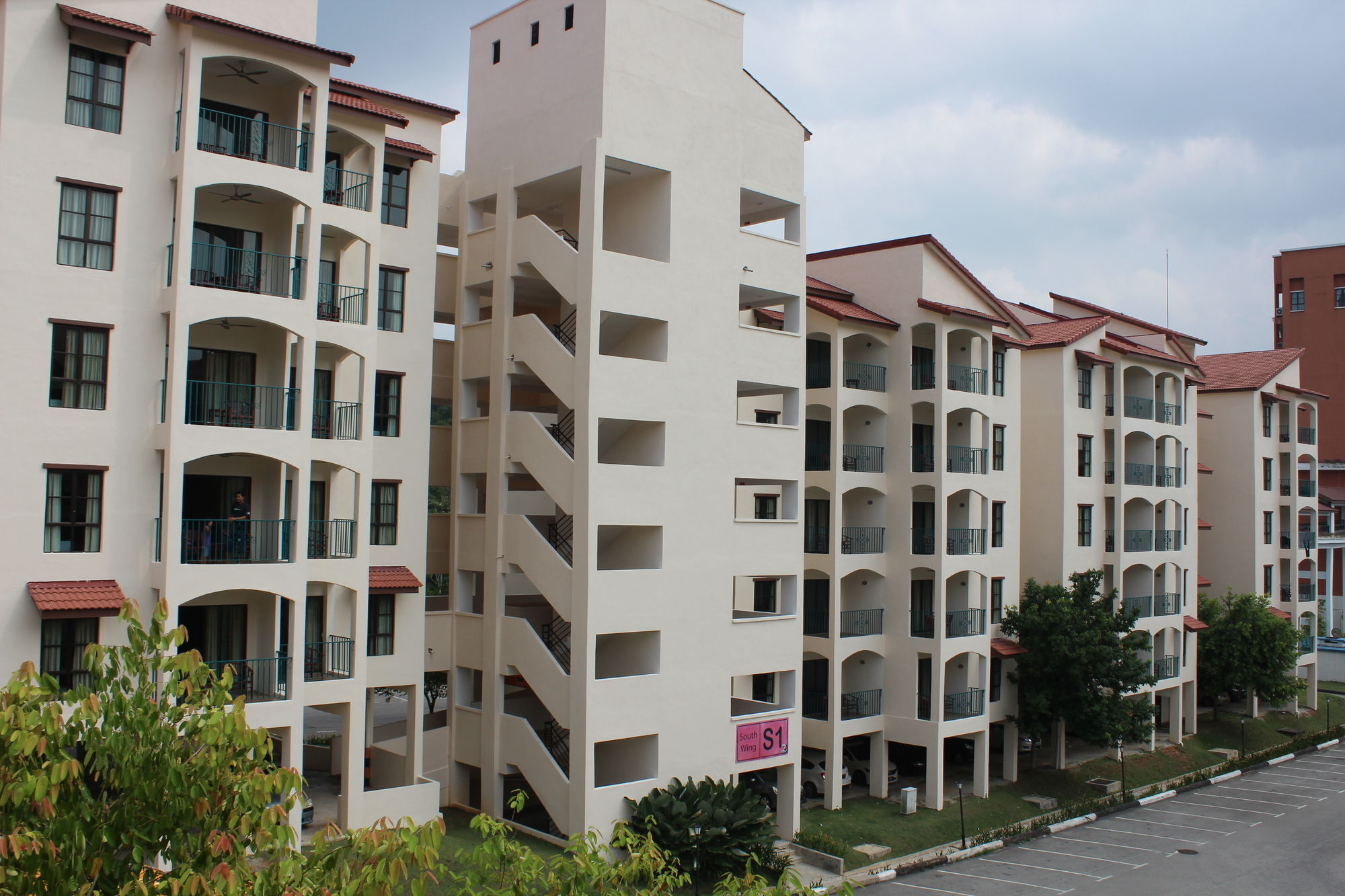 Caribbean Bay Resort @ Bukit Gambang Resort City Exterior foto